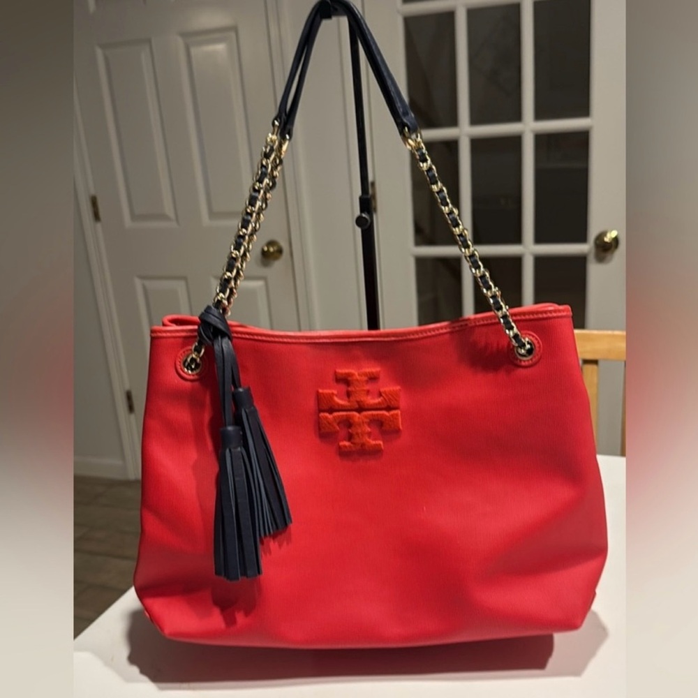 Tory Burch Shoulder Bag in Red! Love this one!! - Picture 3 of 10